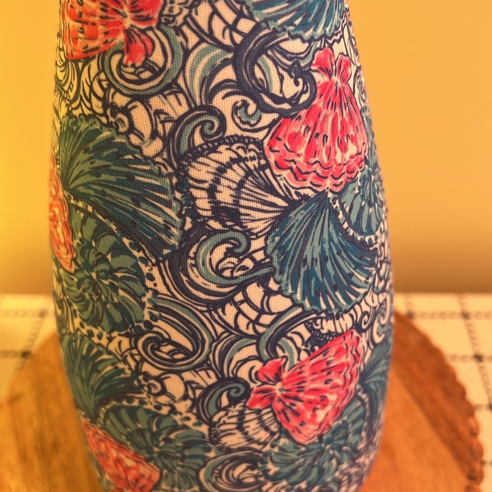 Lilly Pulitzer Beverage Carafe - Blue Haven / Raising Shell Pattern - Picture 5 of 13